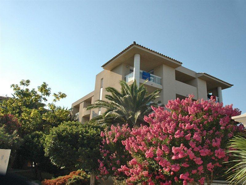 Marina Bianca Aparthotel Santa-Lucia-di-Moriani